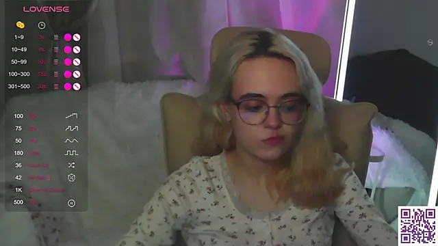 Oxcy_Secret webcam