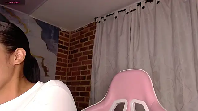 ailyngg webcam
