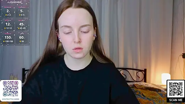 bae_cake_ (F young) - take off panties and tease more