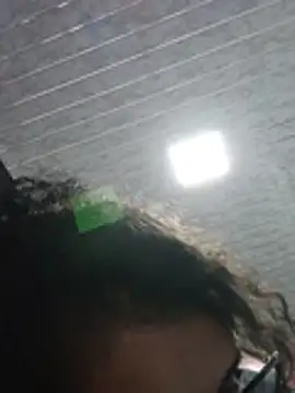 Alizon_1 live cam on StripChat