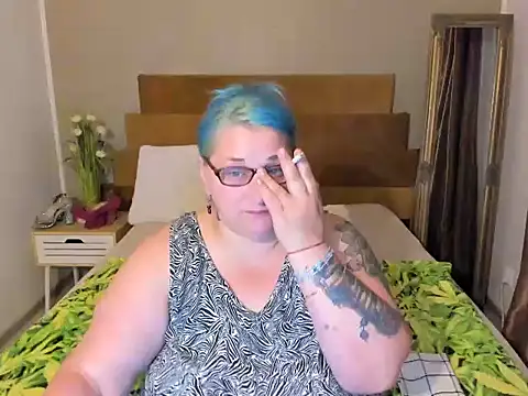 Sugarmommy_69X webcam