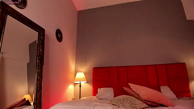 Violetta_Nur webcam