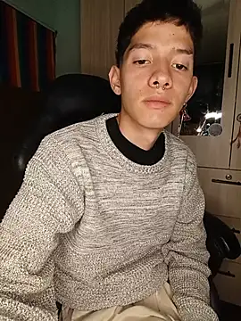 heyy_noah11 webcam