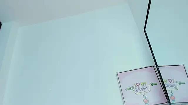 miaapril webcam