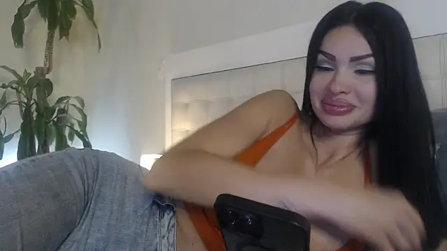 _Pamela_doll webcam