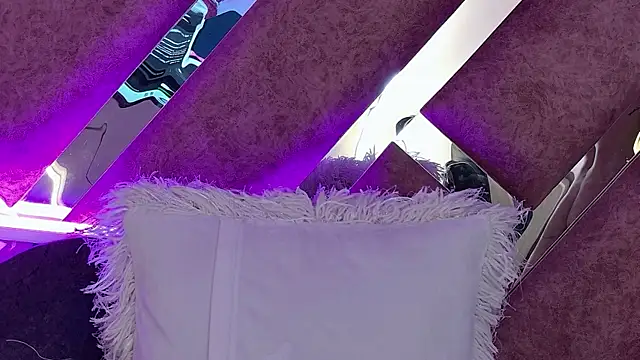 AmmyJones_ live webcam