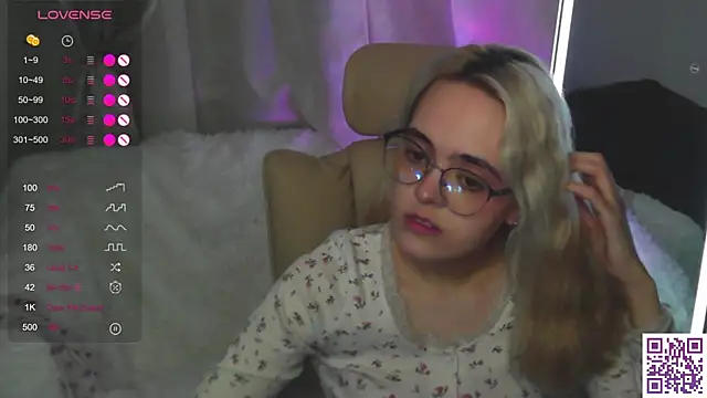 Oxcy_Secret webcam