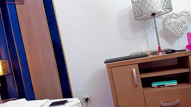 tenny_shy webcam
