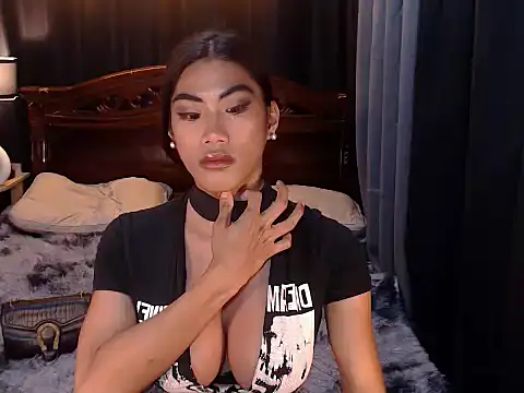DAYANARAHFOX webcam