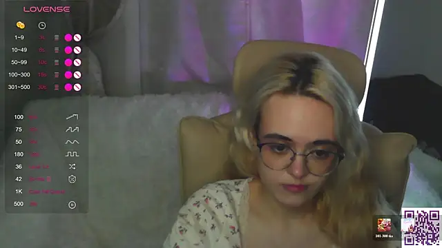 Oxcy_Secret webcam