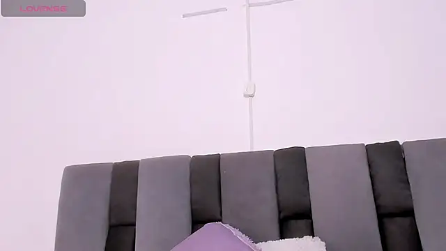 light_eyes_ (M young) - SHOW HUGE JUICY COCK