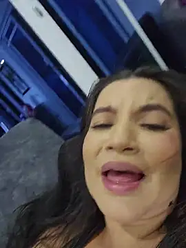 Pretty_Julieta webcam