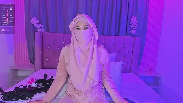 Nayla-Mouna webcam
