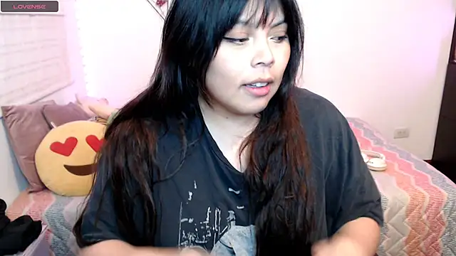 EllieMoonX webcam