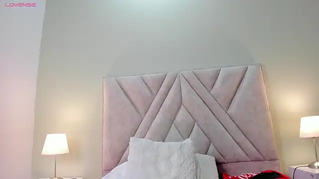 Eva-Millss webcam