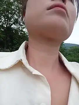 Linda-yiyi webcam