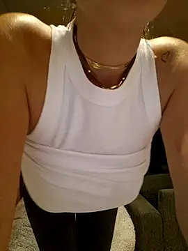 celynaross (F milf) - Fuck me