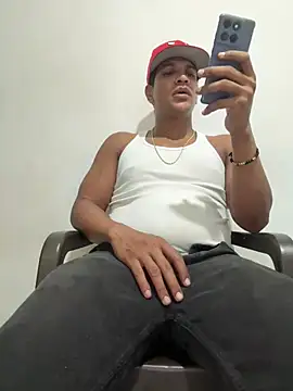 bigdick211292 (M young) - Cum time for me daddy 🥵🍆🥛🔥🤫