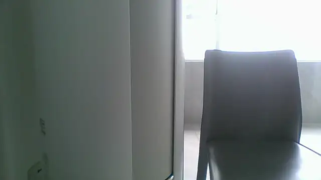 nole_china7 (Ask my age) - talk / fun / cum