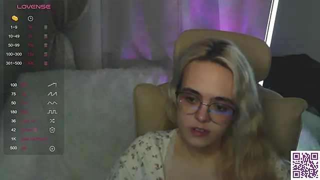 Oxcy_Secret webcam