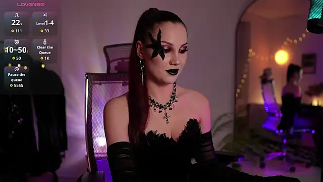 miss_stress webcam