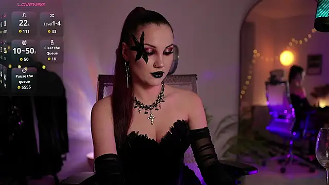 miss_stress webcam