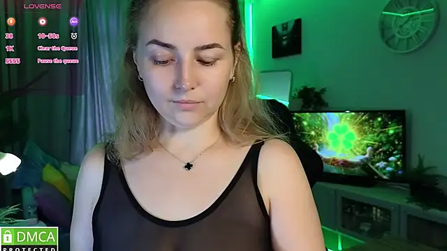 Mira_Mermayd webcam
