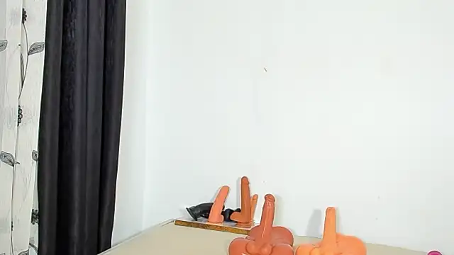 CERTIFIED_SQUIRTER webcam
