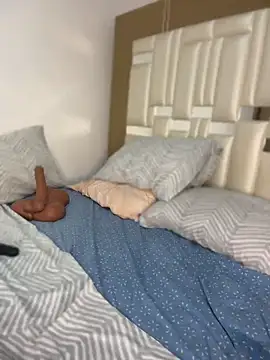 emily-Hornyy webcam