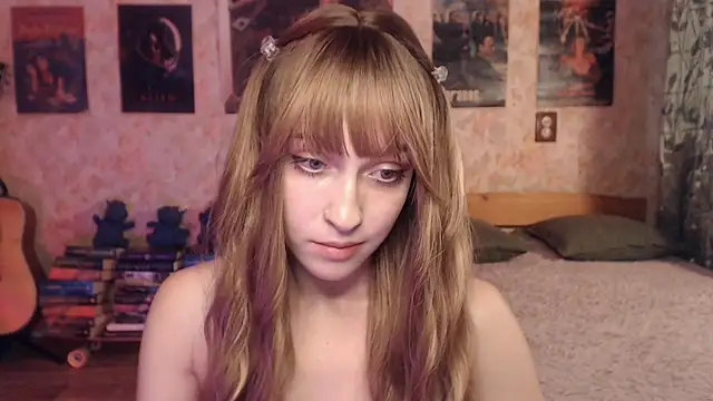 Friendly_Ellie webcam