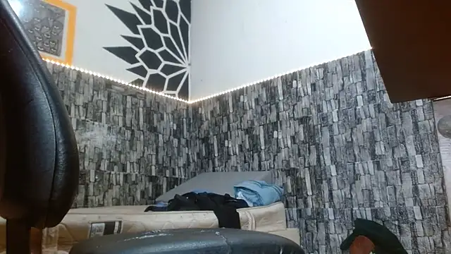 stripnolimits