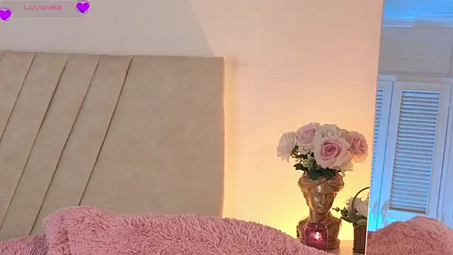 izzylove_1 live cam on StripChat