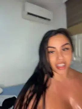 emily-Hornyy webcam