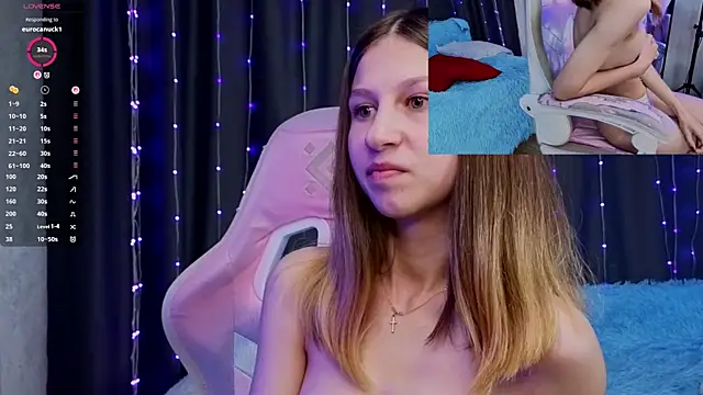 ChristiaHorde webcam