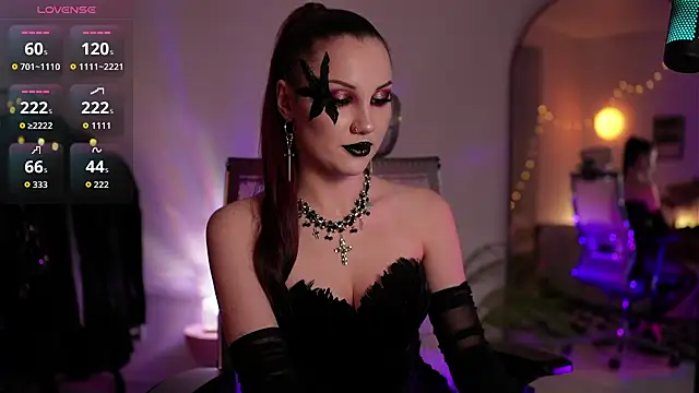miss_stress webcam