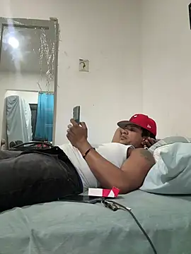 bigdick211292 (M young) - Cum time for me daddy 🥵🍆🥛🔥🤫