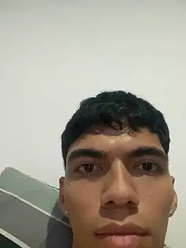 Hanx_Diincel live cam on StripChat