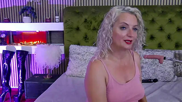 LadyTouch webcam