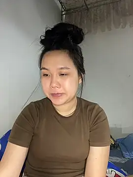 Almira6868 webcam