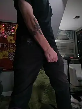 Explosive_andyy webcam