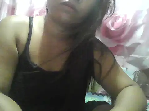 SweetRubyPinay webcam