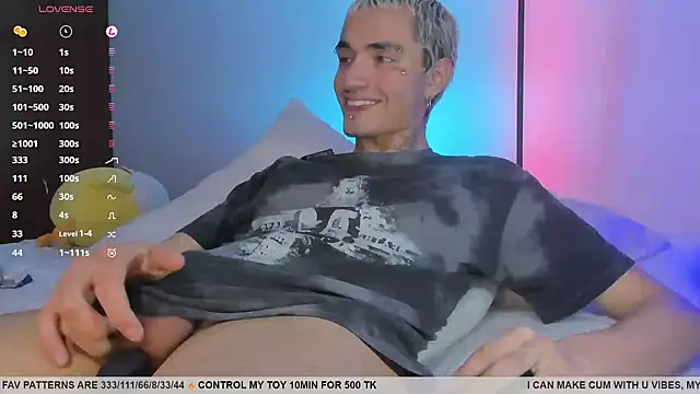 santikhalifa webcam
