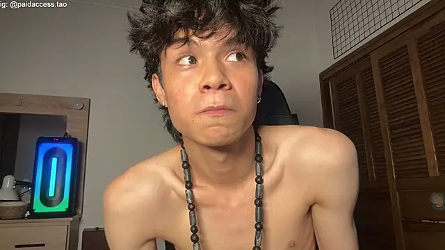 OopsAgain_ webcam