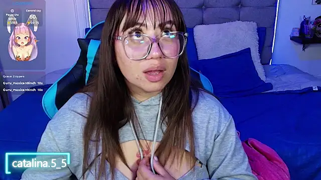 Kata_Bigboobs webcam