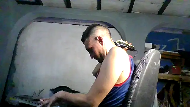 Wero4200 live cam on StripChat