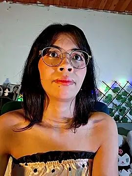 Dolli_virginpussy webcam