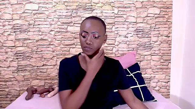 EbonyOlive69 webcam