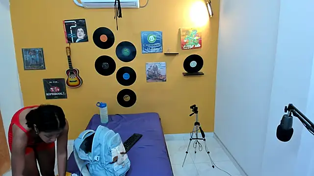 lilithevil32 webcam