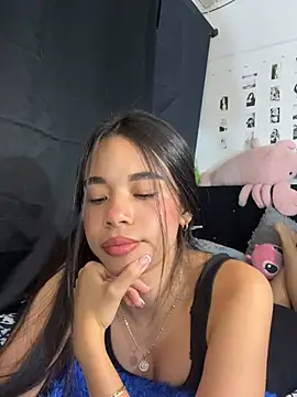 milleradhara24 (F young) - video playing with my pussy in pm