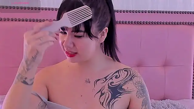 linablack_ (F young) - Remove all my clothes